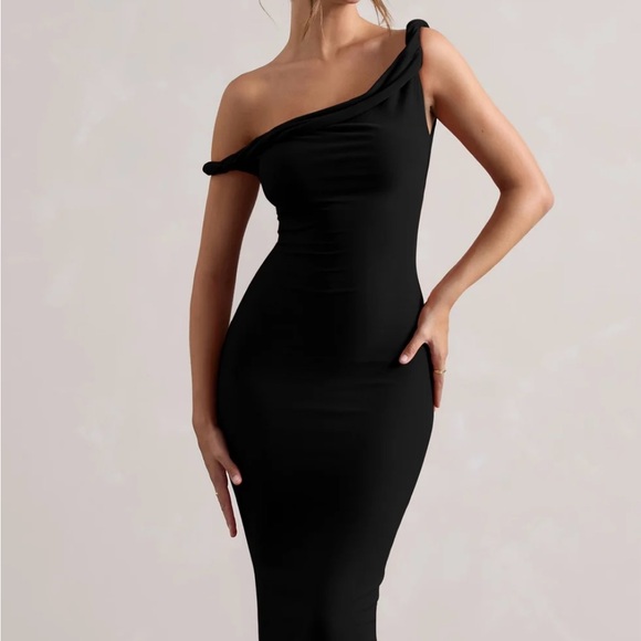 Elegant Black One-Shoulder Dress - Picture 1 of 4